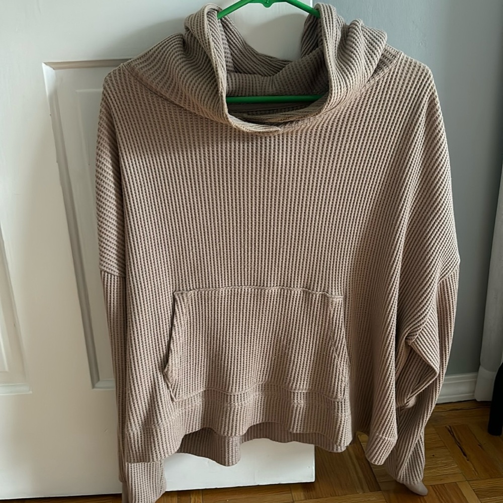 Gap beige waffle knit hoodie
